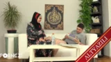 Çek Kızın İş Yerinde Riskli Yarrak Emmek ve Kanepede Sert Sikişi