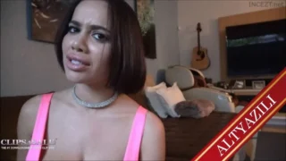 Deli Azgın TV Haber Spikeri Canlı Yayında Anüsüne Dev Alet Alıyor